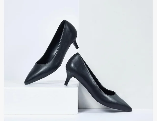 Zapatos tacón aguja negros